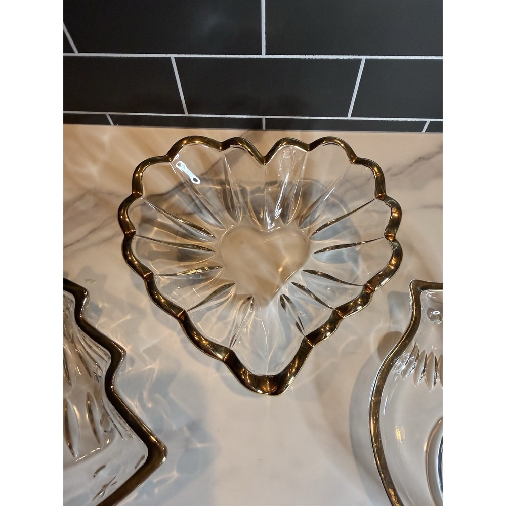 Vintage Gold Trim Glass Christmas Dishes Heart Dove Tree Set of 3 Holida - Picture 4 of 10